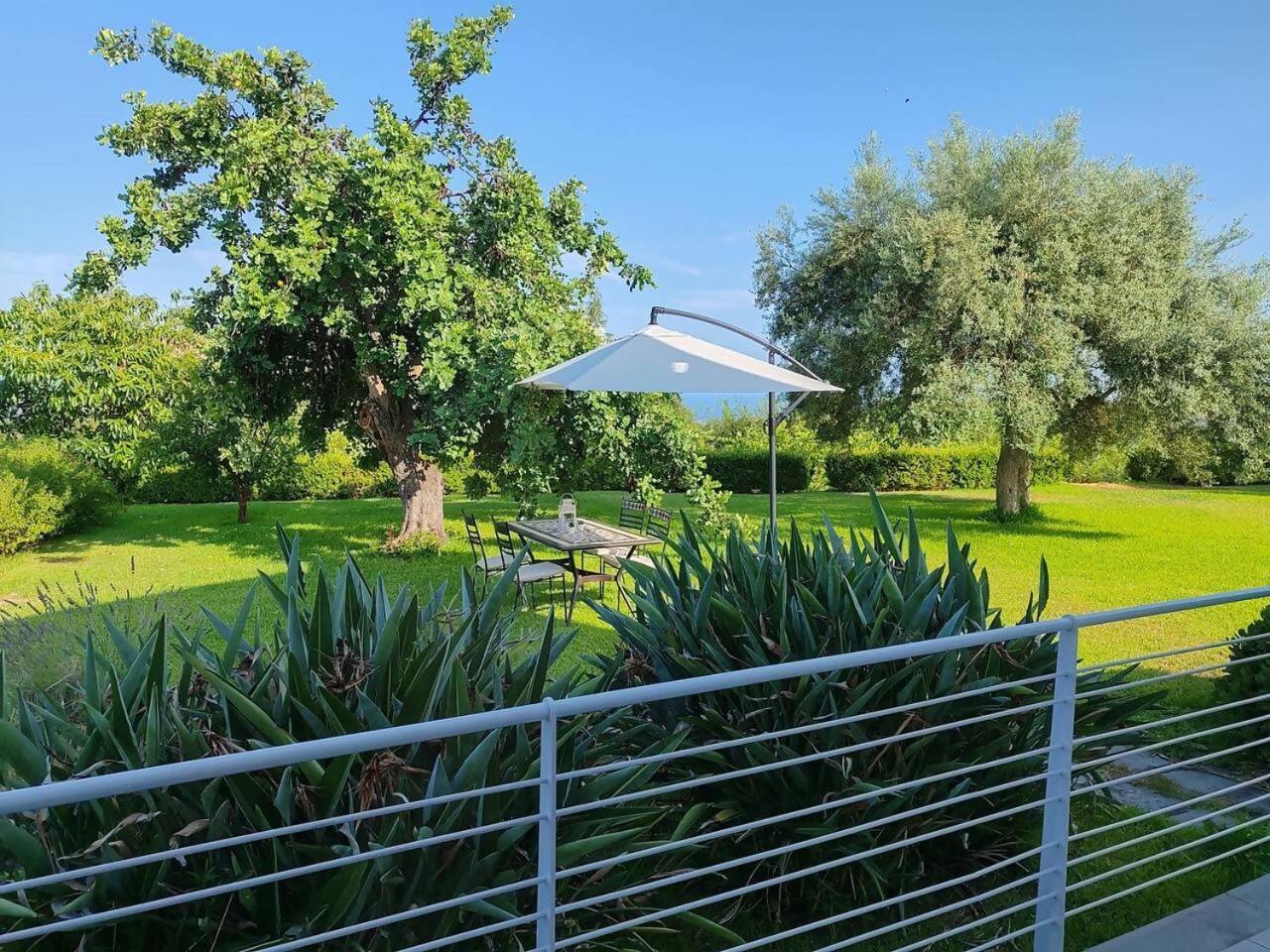 Villa Persea Santa Venerina Eksteriør bilde